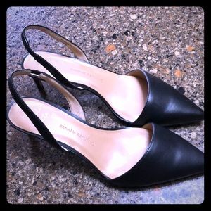 Black Banana Republic Kitten Heel Sling Back 9.5